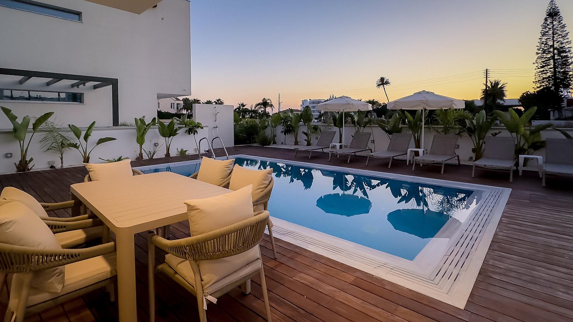 New 4-bedroom villa in Famagusta № 152536: https://dom.com.cy/en/catalog/sale/152536/ (dom.com.cy)