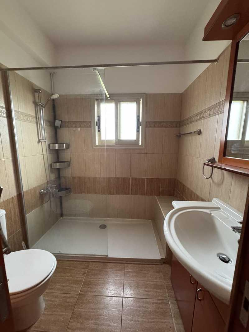 4-bedroom semi-detached to rent: https://www.bazaraki.com/adv/5793622_4-bedroom-semi-detached-to-rent (www.bazaraki.com)