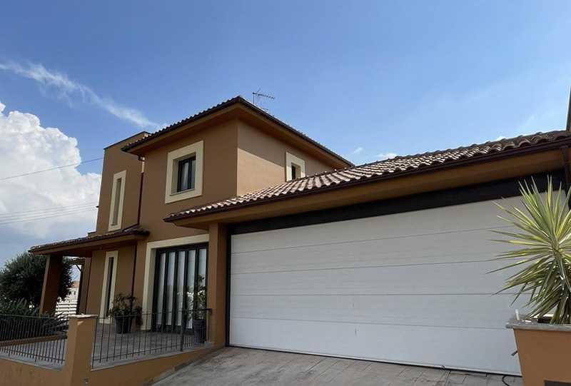 4-bedroom detached house to rent: https://www.bazaraki.com/adv/5786253_4-bedroom-detached-house-to-rent (www.bazaraki.com)