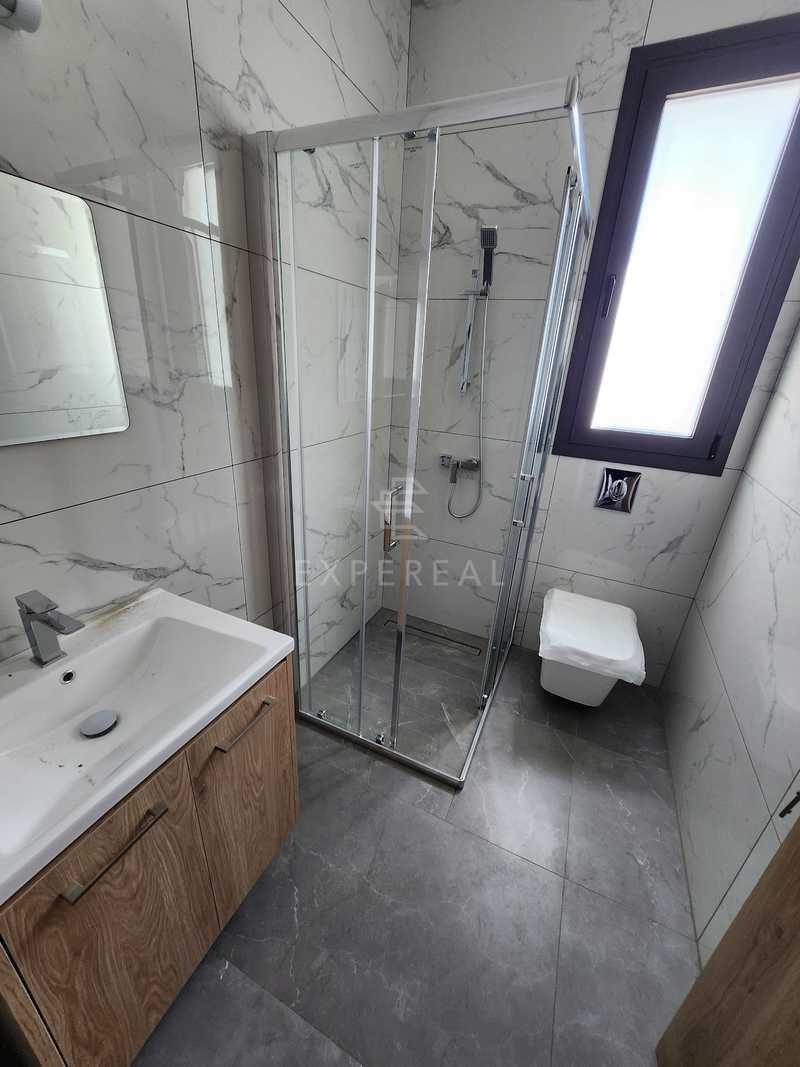 1-bedroom apartment to rent: https://www.bazaraki.com/adv/5796761_1-bedroom-apartment-to-rent (www.bazaraki.com)