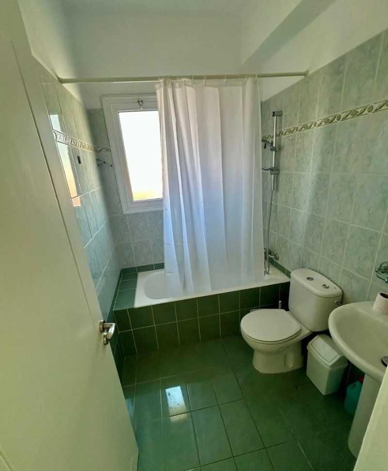  3-bedroom apartment to rent: https://www.bazaraki.com/adv/5797948_3-bedroom-apartment-to-rent (www.bazaraki.com)