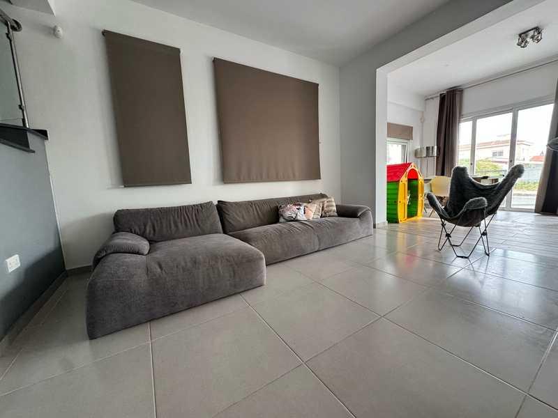 3-bedroom detached house for sale: https://www.bazaraki.com/adv/5747453_3-bedroom-detached-house-for-sale (www.bazaraki.com)