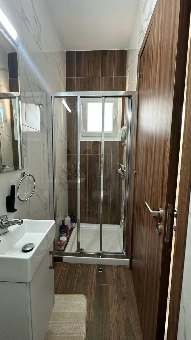 2-bedroom apartment to rent: https://www.bazaraki.com/adv/5796807_2-bedroom-apartment-to-rent (www.bazaraki.com)