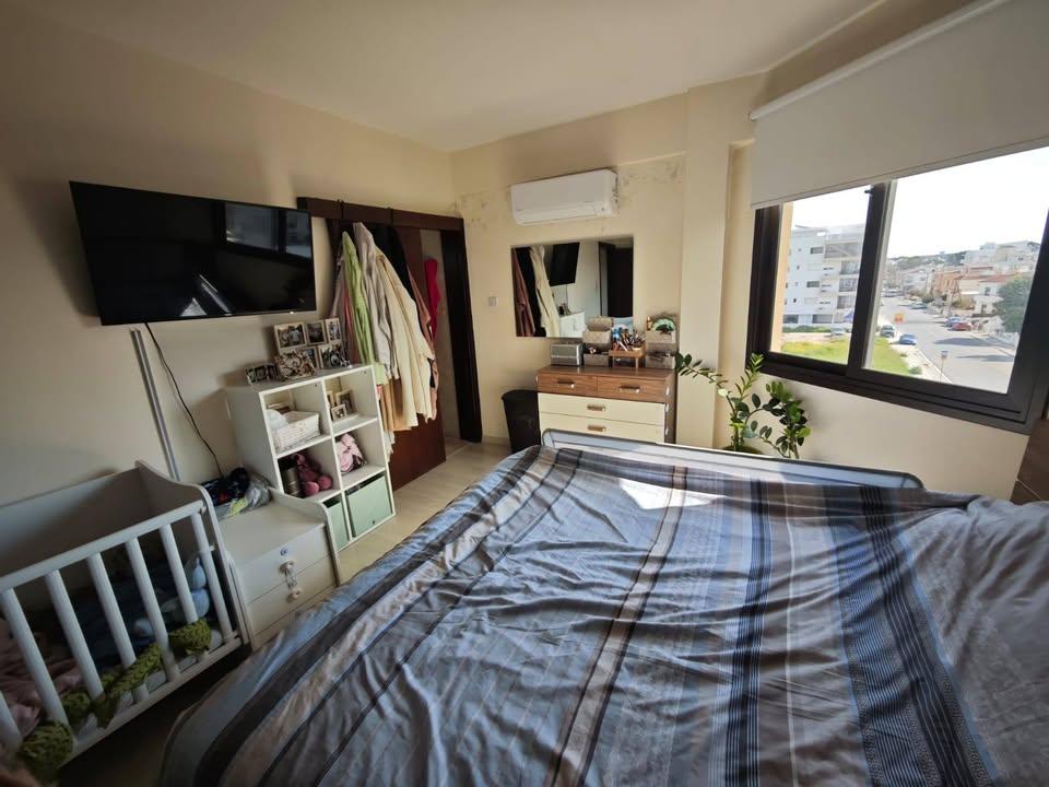 3 Bedroom Penthouse: https://www.facebook.com/marketplace/item/9767873843293947 (www.facebook.com)
