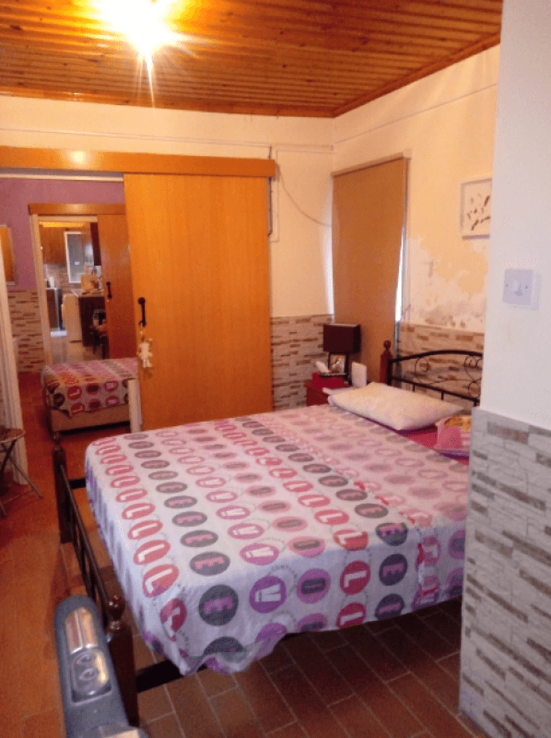 2-bedroom villa for sale: https://www.bazaraki.com/adv/5793666_2-bedroom-villa-for-sale (www.bazaraki.com)