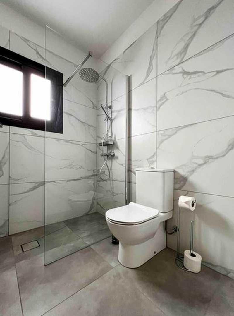 1-bedroom apartment to rent: https://www.bazaraki.com/adv/5793353_1-bedroom-apartment-to-rent (www.bazaraki.com)