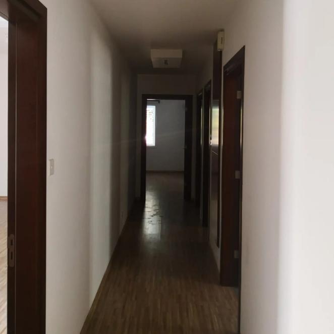3-bedroom flat in Limassol №152142: https://dom.com.cy/en/catalog/rent/152142/ (dom.com.cy)