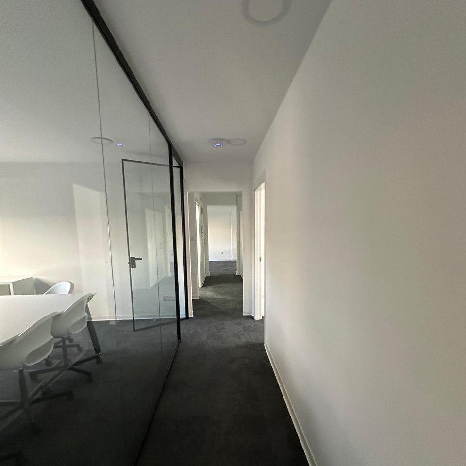 Office in Limassol №152925: https://dom.com.cy/en/catalog/rent/152925/ (dom.com.cy)