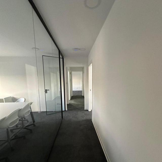 Office in Limassol №152925: https://dom.com.cy/en/catalog/rent/152925/ (dom.com.cy)