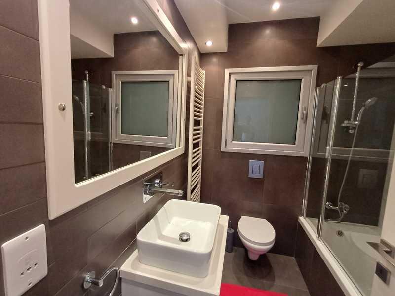 4-bedroom apartment to rent: https://www.bazaraki.com/adv/5795932_4-bedroom-apartment-to-rent (www.bazaraki.com)
