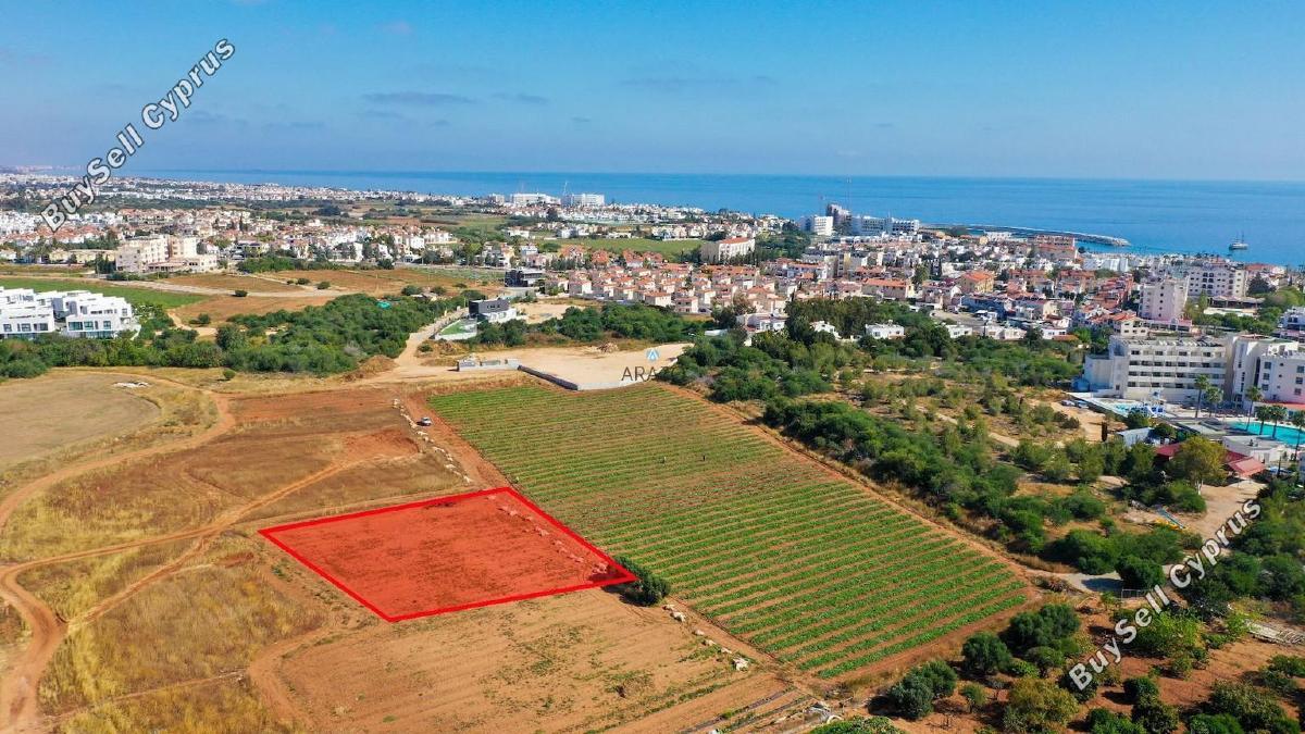 2,111 SQM Tourist Land for sale in Pernera, Famagusta: https://www.buysellcyprus.com/property-for-sale/famagusta/pernera/land-for-sale-pernera-famagusta-1794176.html (www.buysellcyprus.com)