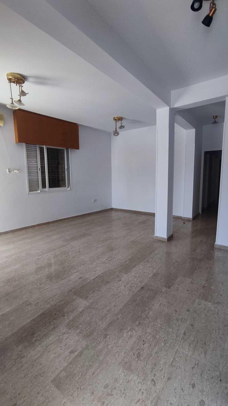 3-bedroom semi-detached to rent: https://www.bazaraki.com/adv/5796936_3-bedroom-semi-detached-to-rent (www.bazaraki.com)