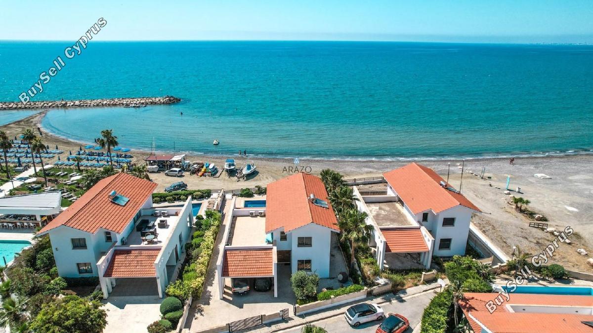 4 Bedroom Detached house for sale in Dekeleia, Larnaca: https://www.buysellcyprus.com/property-for-sale/larnaca/dekeleia/4-bed-detached-house-for-sale-dekeleia-larnaca-1795437.html (www.buysellcyprus.com)