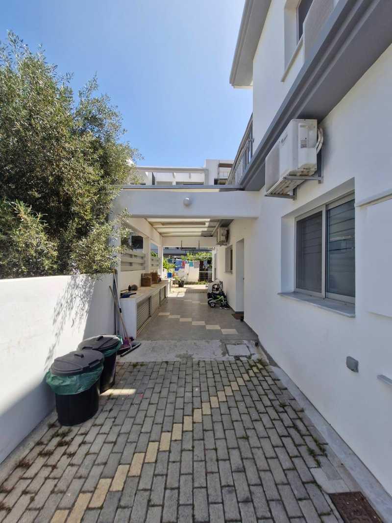 3-bedroom detached house to rent: https://www.bazaraki.com/adv/5793079_3-bedroom-detached-house-to-rent (www.bazaraki.com)