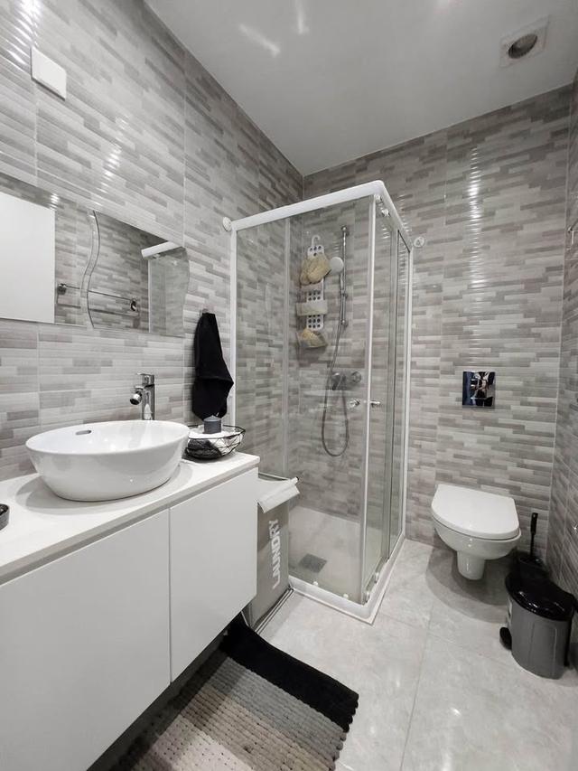 1 bedroom apartment for rent: https://www.facebook.com/marketplace/item/565199436204930 (www.facebook.com)