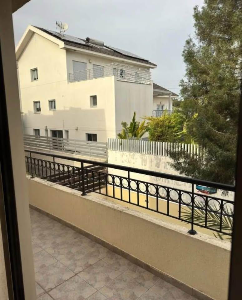 4 bedroom house for rent in Germasogia close to Sklavenitis: https://www.facebook.com/marketplace/item/1371929907288344 (www.facebook.com)