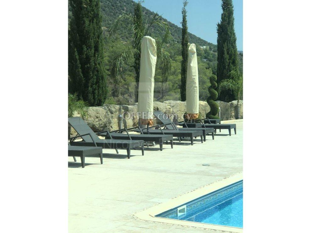 Amazing private five bedroom villa with garden and swimming pool for sale in Apsiou: https://www.offer.com.cy/en/amazing-private-five-bedroom-villa-with-garden-and-swimming-pool-for-sale-in-apsiou/21-718730/ (www.offer.com.cy)