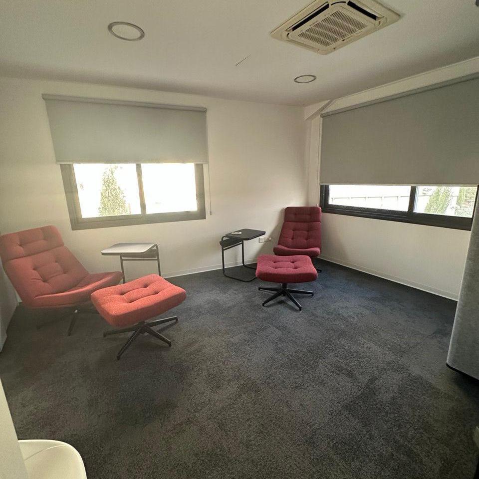 Office in Limassol №152925: https://dom.com.cy/en/catalog/rent/152925/ (dom.com.cy)