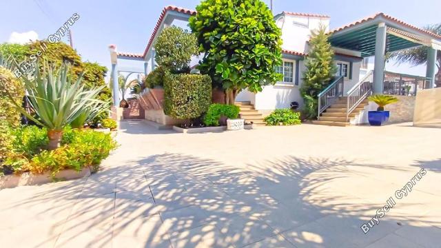 5 Bedroom Detached house for sale in Livadia Larnacas, Larnaca: https://www.buysellcyprus.com/property-for-sale/larnaca/livadia-larnacas/5-bed-detached-house-for-sale-livadia-larnacas-larnaca-1795539.html (www.buysellcyprus.com)