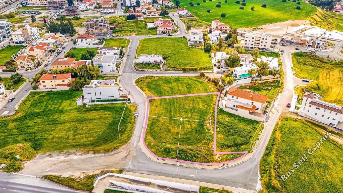 2,034 SQM Residential Plot for sale in Aradippou, Larnaca: https://www.buysellcyprus.com/property-for-sale/larnaca/aradippou/plot-for-sale-aradippou-larnaca-1796738.html (www.buysellcyprus.com)