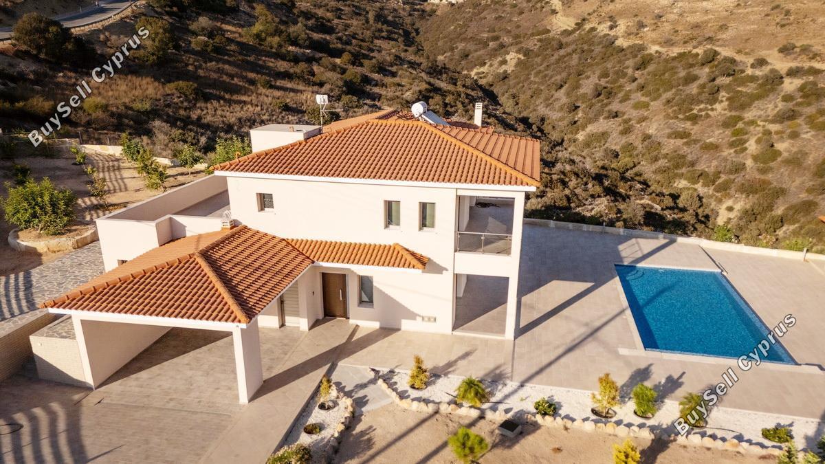 4 Bedroom Detached house for sale in Akoursos, Paphos: https://www.buysellcyprus.com/property-for-sale/paphos/akoursos/4-bed-detached-house-for-sale-akoursos-paphos-1799539.html (www.buysellcyprus.com)