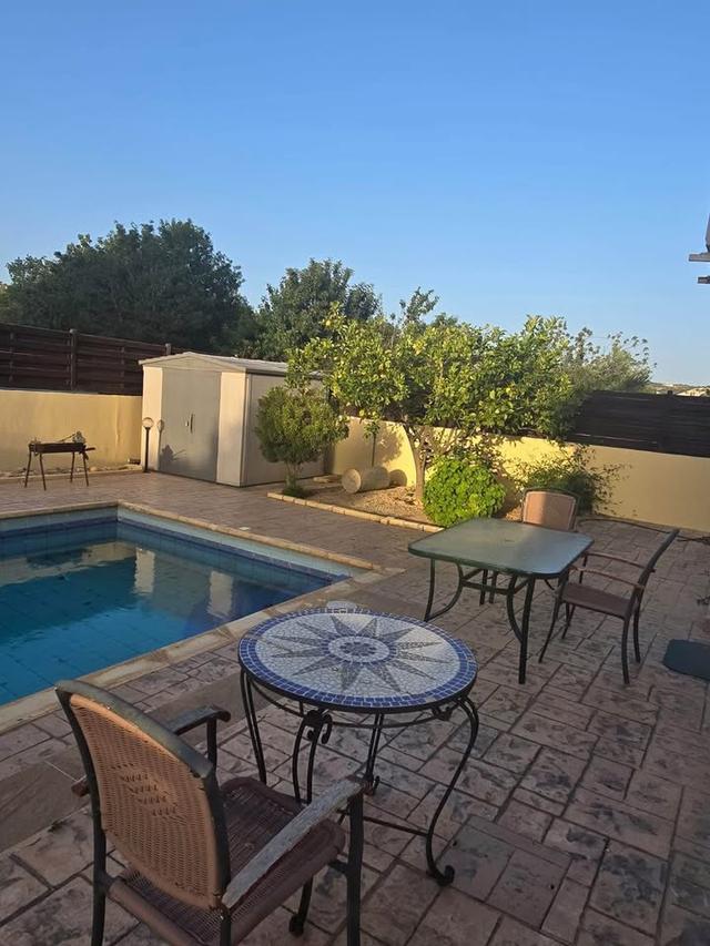 Amazing house for rent: https://www.facebook.com/marketplace/item/1890215501792125 (www.facebook.com)