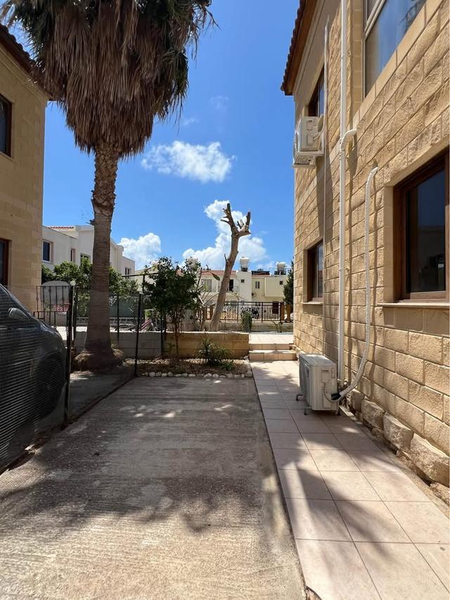 📍Town Centre 3 bedroom house,  Universal: https://www.facebook.com/marketplace/item/576311268331597 (www.facebook.com)