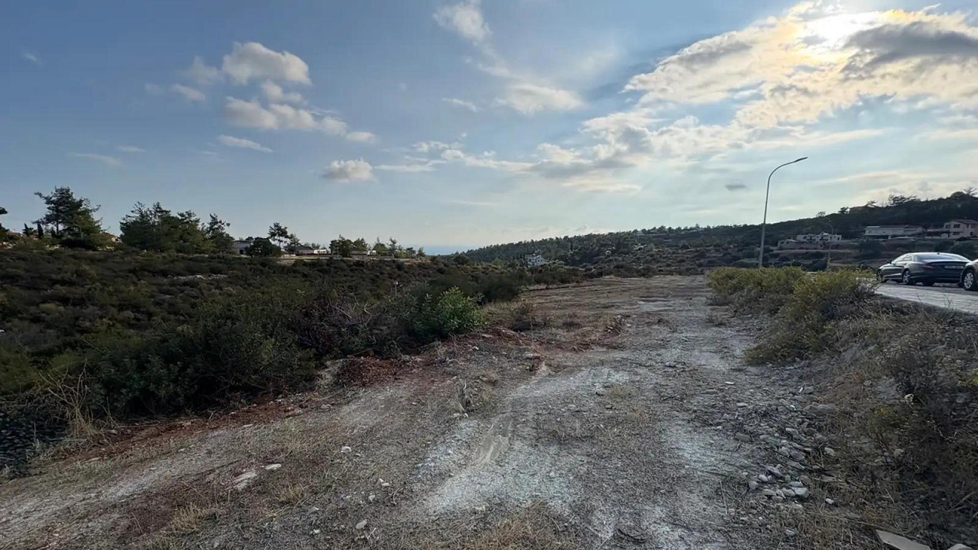 New 3-bedroom house in Limassol № 152758: https://dom.com.cy/en/catalog/sale/152758/ (dom.com.cy)