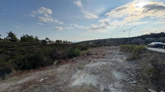 New 3-bedroom house in Limassol № 152758: https://dom.com.cy/en/catalog/sale/152758/ (dom.com.cy)