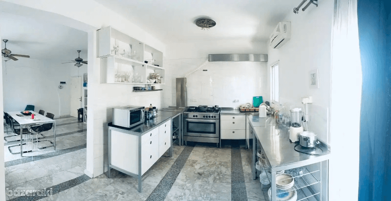 3-bedroom apartment to rent: https://www.bazaraki.com/adv/5795141_3-bedroom-apartment-to-rent (www.bazaraki.com)