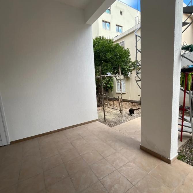 2-bedroom flat in Limassol №153340: https://dom.com.cy/en/catalog/rent/153340/ (dom.com.cy)