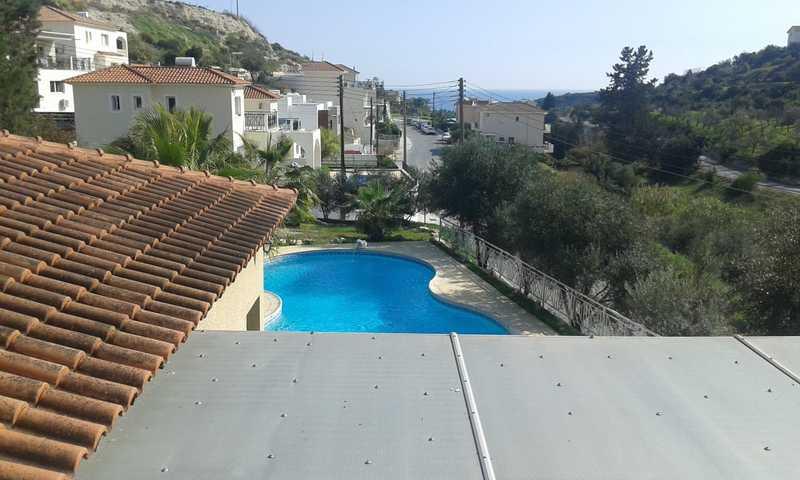 3-bedroom villa for sale: https://www.bazaraki.com/adv/5786806_3-bedroom-villa-for-sale (www.bazaraki.com)