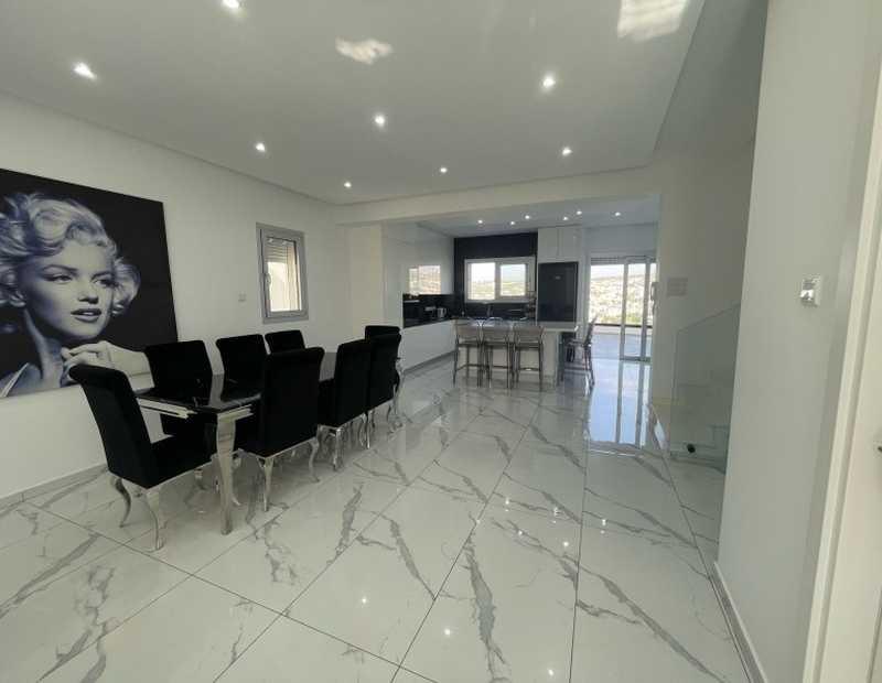3-bedroom semi-detached to rent: https://www.bazaraki.com/adv/5795693_3-bedroom-semi-detached-to-rent (www.bazaraki.com)