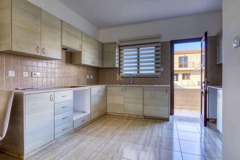 2-bedroom maisonette for sale: https://www.bazaraki.com/adv/5740711_2-bedroom-maisonette-for-sale (www.bazaraki.com)