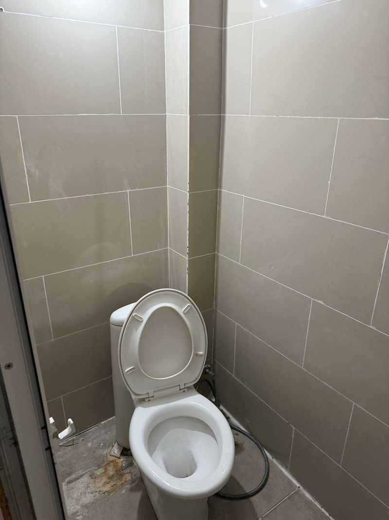 Room: https://www.bazaraki.com/adv/5799576_room-for-rent (www.bazaraki.com)