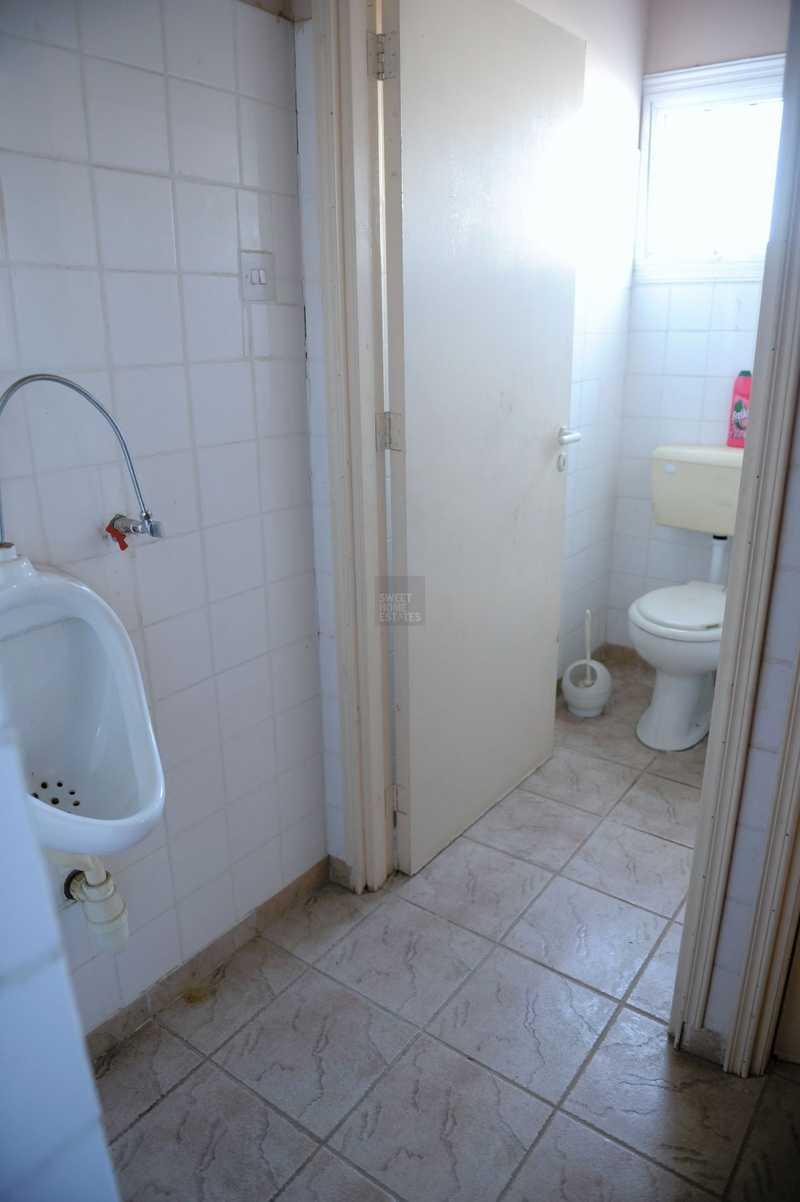 Factory in frenaros industrial area: https://www.bazaraki.com/adv/5791087_factory-in-frenaros-industrial-area (www.bazaraki.com)