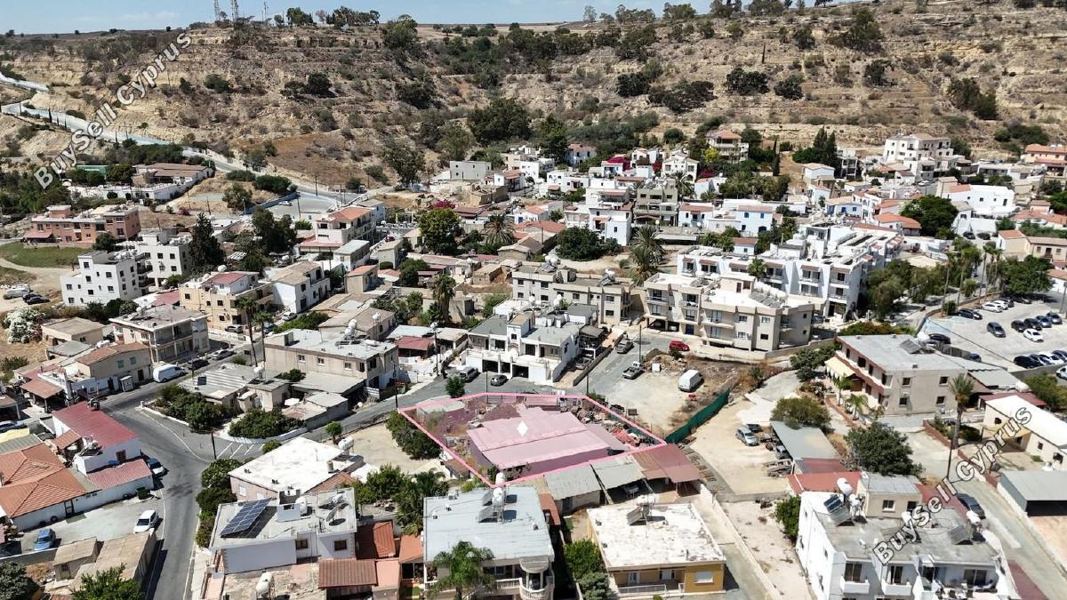 800 SQM Residential Plot for sale in Oroklini, Larnaca: https://www.buysellcyprus.com/property-for-sale/larnaca/oroklini/plot-for-sale-oroklini-larnaca-1796715.html (www.buysellcyprus.com)