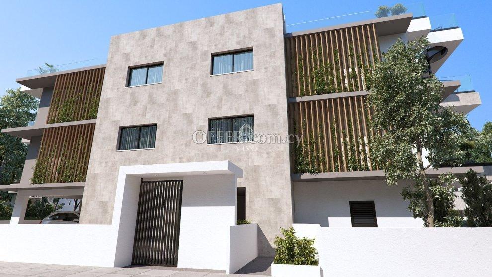 THREE BEDROOM TOP FLOOR APARTMENT WITH ROOF GARDEN IN ASOMATOS: https://www.offer.com.cy/en/three-bedroom-top-floor-apartment-with-roof-garden-in-asomatos/21-816174/ (www.offer.com.cy)