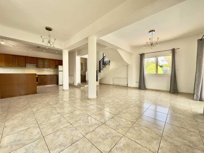 3-bedroom villa for sale: https://www.bazaraki.com/adv/5796311_3-bedroom-villa-for-sale (www.bazaraki.com)