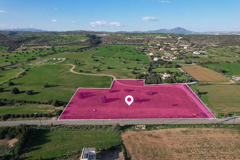 Residential land 12320 m²: https://www.bazaraki.com/adv/5787543_residential-land-12320-m2 (www.bazaraki.com)