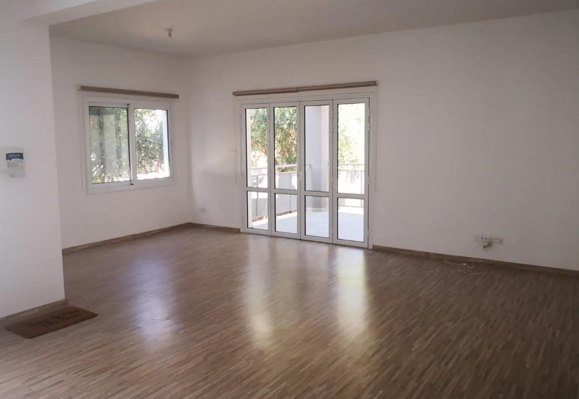 3-bedroom flat in Limassol №152142: https://dom.com.cy/en/catalog/rent/152142/ (dom.com.cy)