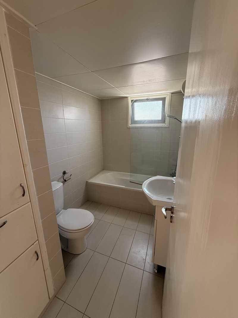 3-bedroom apartment to rent: https://www.bazaraki.com/adv/5794887_3-bedroom-apartment-to-rent (www.bazaraki.com)