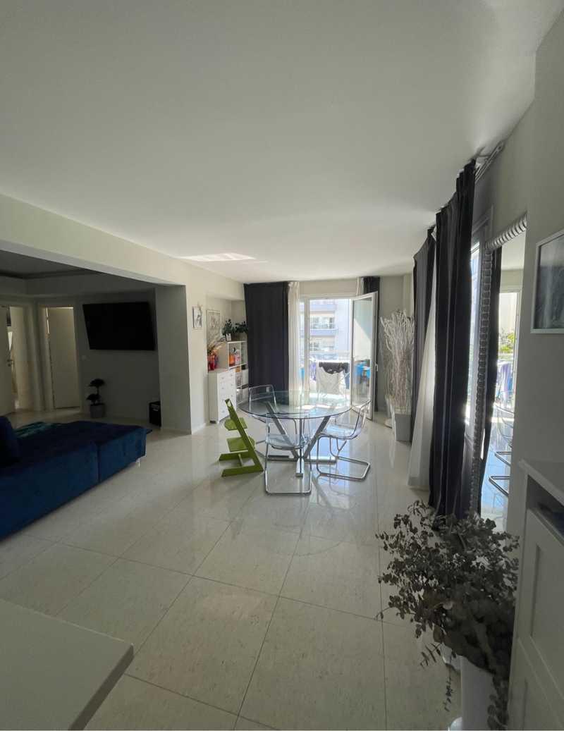 3-bedroom apartment to rent: https://www.bazaraki.com/adv/5794387_3-bedroom-apartment-to-rent (www.bazaraki.com)