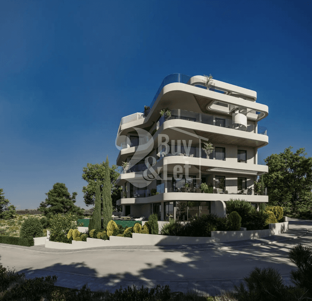 Residential land 753 m²: https://www.bazaraki.com/adv/5767597_residential-land-753-m2 (www.bazaraki.com)