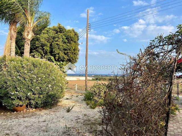 3-bedroom detached house for sale: https://www.bazaraki.com/adv/5795247_3-bedroom-detached-house-for-sale (www.bazaraki.com)