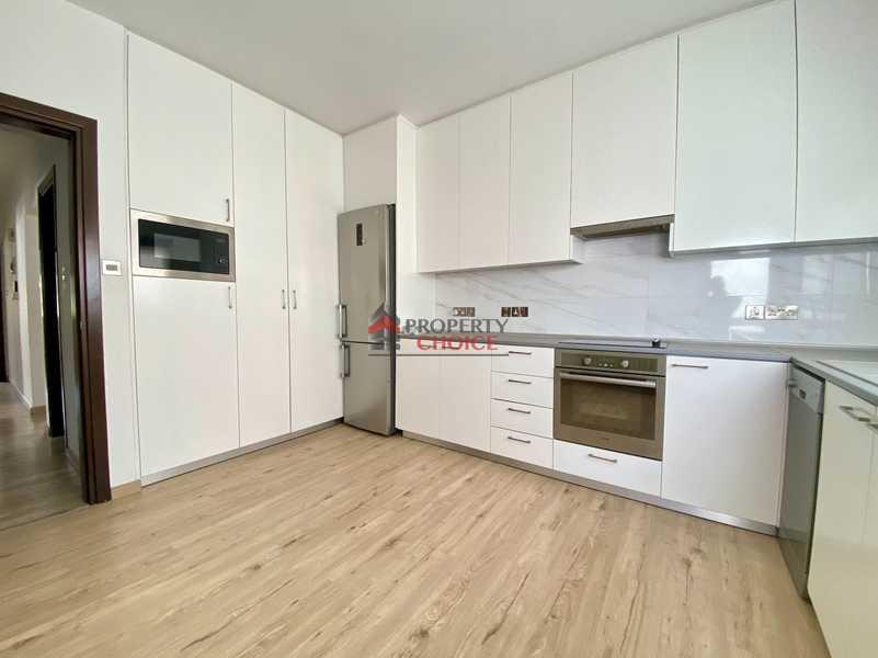 3-bedroom apartment to rent: https://www.bazaraki.com/adv/5787113_3-bedroom-apartment-to-rent (www.bazaraki.com)
