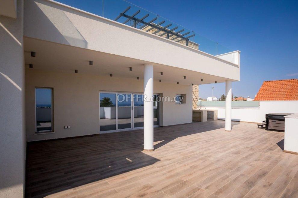 2 Bed Apartment for rent in Germasogeia, Limassol: https://www.offer.com.cy/en/2-bed-apartment-for-rent-in-germasogeia-limassol/21-816864/ (www.offer.com.cy)