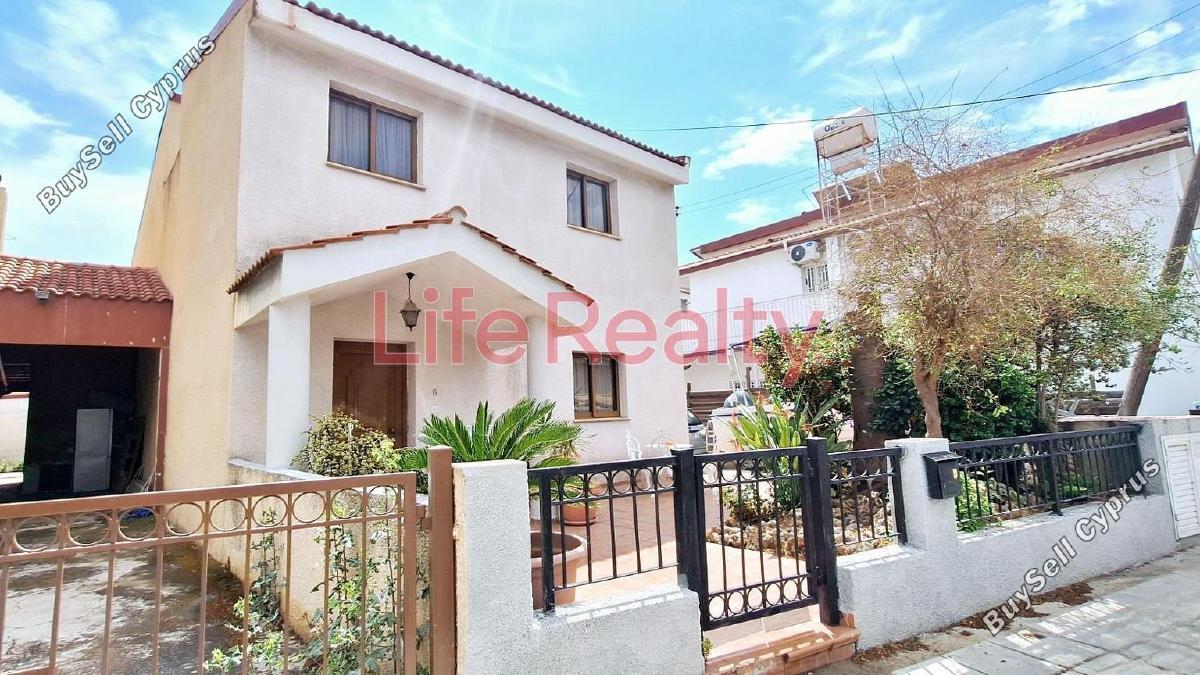 3 Bedroom Detached house for sale in Agios Spyridonas, Limassol: https://www.buysellcyprus.com/property-for-sale/limassol/agios-spyridonas/3-bed-detached-house-for-sale-agios-spyridonas-limassol-1794232.html (www.buysellcyprus.com)