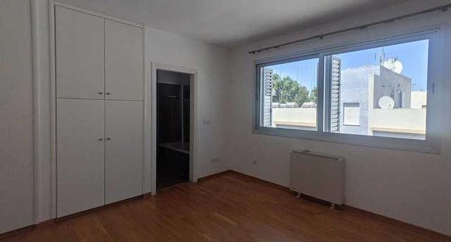 3-bedroom apartment for sale: https://www.bazaraki.com/adv/5794156_3-bedroom-apartment-for-sale (www.bazaraki.com)