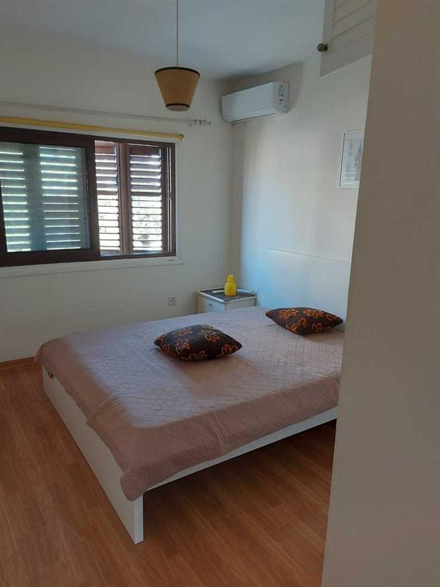 2-bedroom apartment to rent: https://www.bazaraki.com/adv/5786440_2-bedroom-apartment-to-rent (www.bazaraki.com)